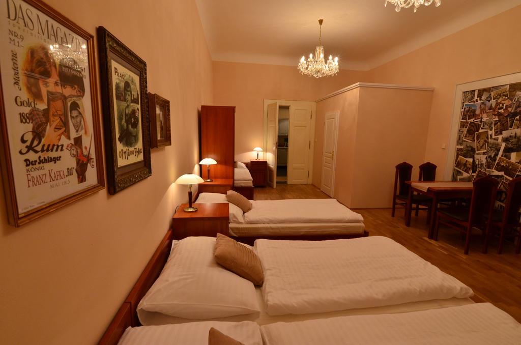 Pension Karlova Praga Exterior foto